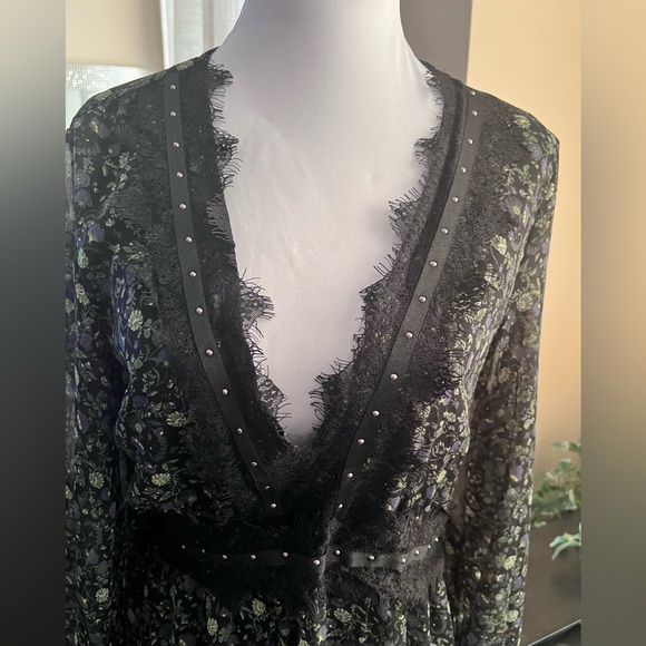 NWT Zara Floral Dress, Studded w/ Lace Trimmings in Greeb and Black Color, Sz M - Picture 8 of 11